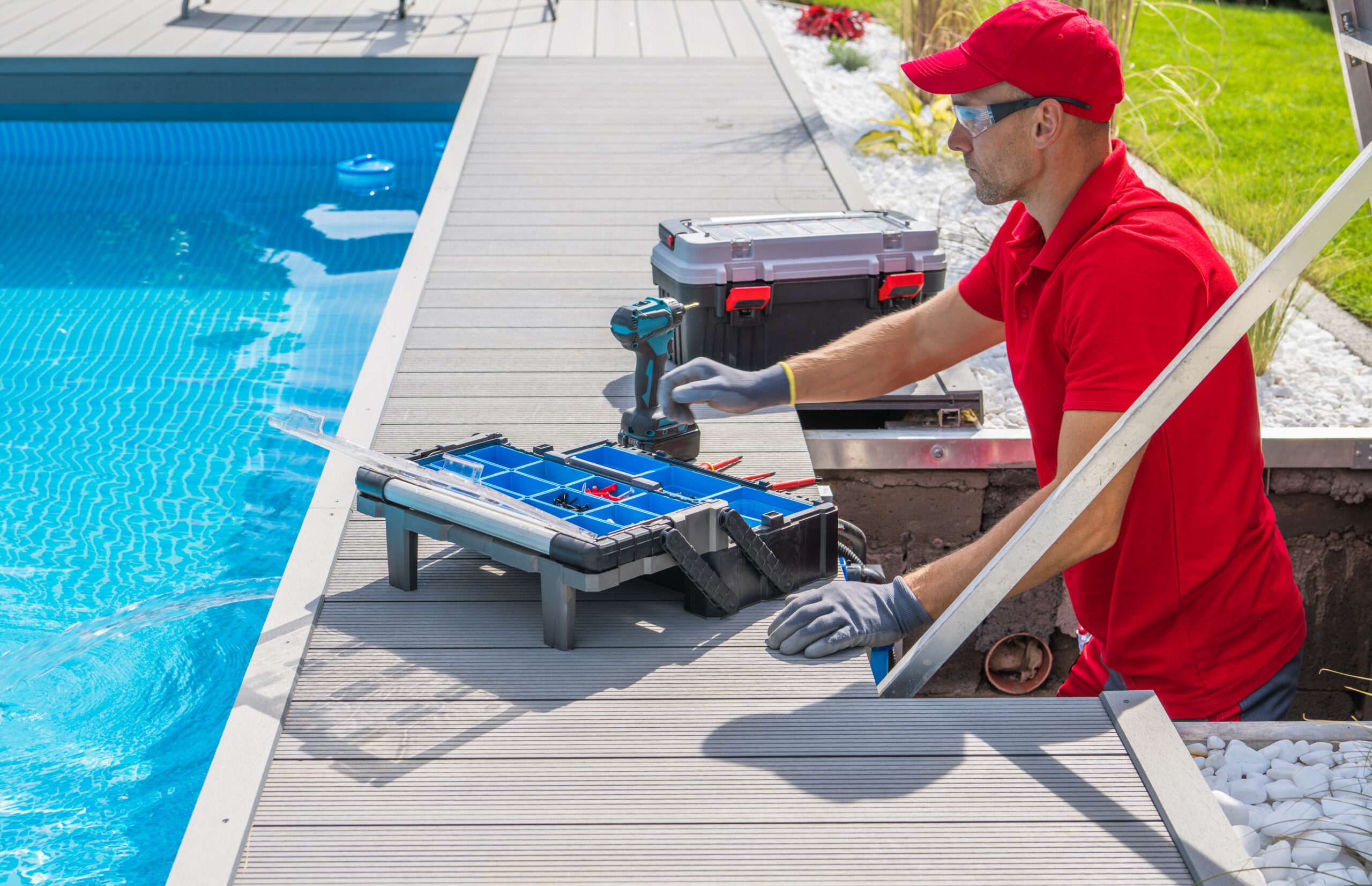 outdoor pool maintenance service worker 2023 11 27 05 00 28 utc scaled